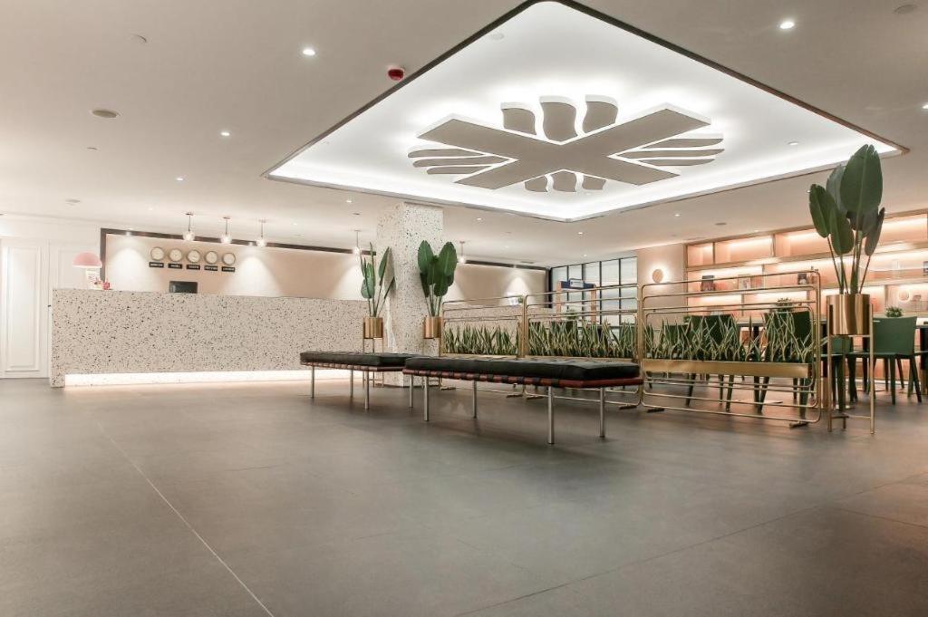 Caritas Oswald Cheung International House Hotell Hongkong Eksteriør bilde