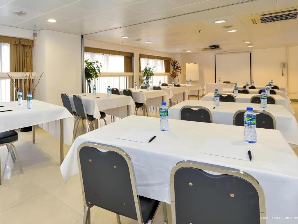 Caritas Oswald Cheung International House Hotell Hongkong Eksteriør bilde